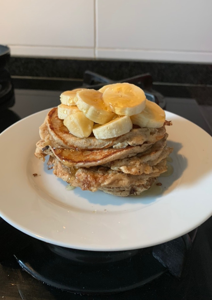 Una foto de Tortitas de avena y plátano