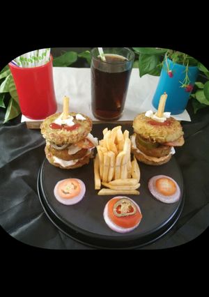 A picture of Noodle Burger with Aloo Tikki.