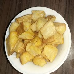 A picture of Crispy potato fries.