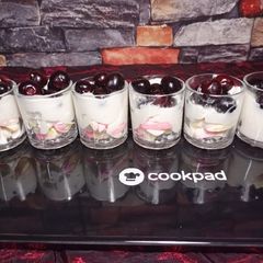 A picture of CHERRY FLUFF SHOTS😘.