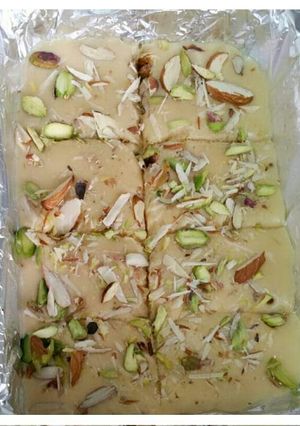 A picture of Milk powder Burfi.