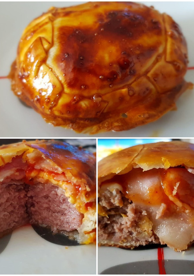Una foto de Hamburguesa al hojaldre
