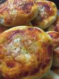 Mini Margherita Pizzas 🇮🇹