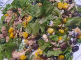 Choclo, rúcula, atún (ensalada)