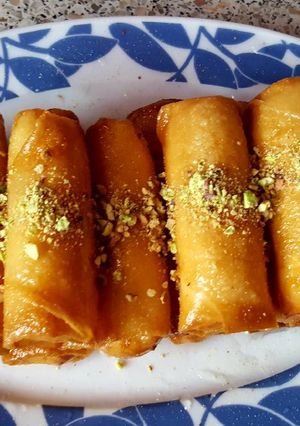 صورة لوصفة زنود الست بعجينه السبرنغ رول