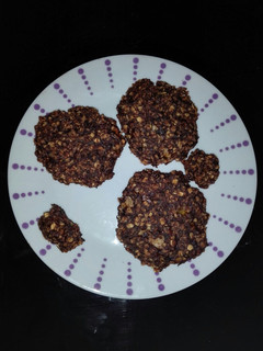 Una foto de Galletas de avena, plátano y chocolate