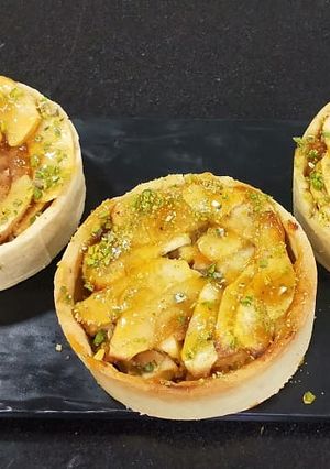 A picture of Duch Apple Pie.