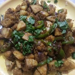A picture of Fried idli.