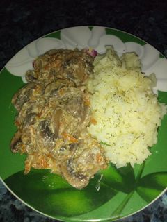 Фото Вкусные шампиньоны в сметане.