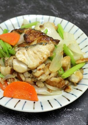鳳梨豆醬炒魚片 的食譜成品照片