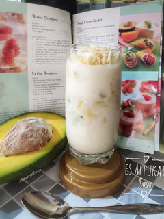 Foto resep Es Alpukat Susu