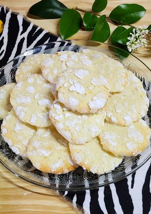 Una foto de 🫚🍋🥥 Galletitas craqueladas de jengibre, limón y coco 🥥🍋🫚
