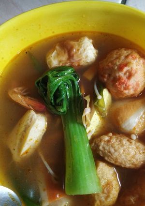 Foto resep Tom Yum Sederhana (campur bumbu instan) Harus coba!