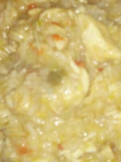 Una foto de Arroz con pollo muy rico y fácil