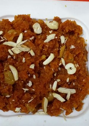 A picture of Gajar ka halwa.