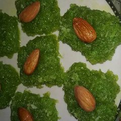 A picture of Lauki barfi.