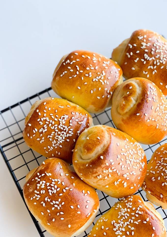Булочки з кунжутом