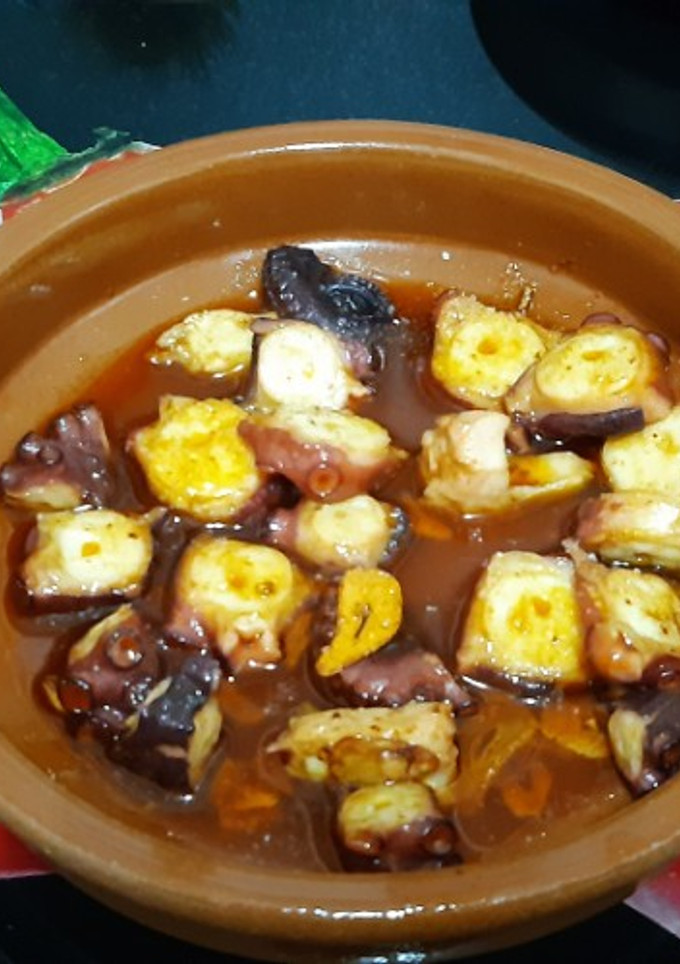Una foto de Pulpo al ajillo