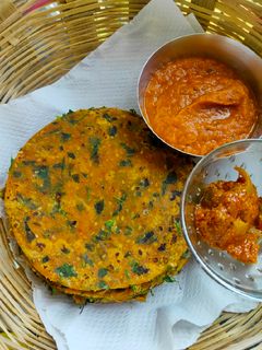 मेथी थेपले(Methi theple recipe Hindi) रेसिपी मुख्य फोटो
