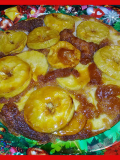 Una foto de "Pie de manzana en bizcocho casera"