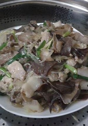 Hình của món Cá hấp với thịt heo,mộc nhĩ.