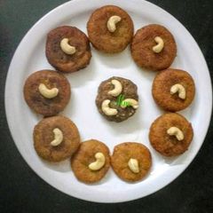 A picture of (Semolina) Sooji  Kakara Pitha.