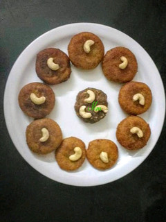 A picture of (Semolina) Sooji Kakara Pitha.