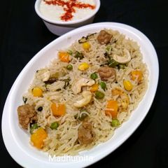 A picture of Vegetable Pulao.
