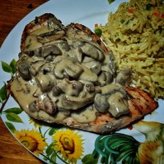 Mushroom & Bacon Cream Sauce A picture of Mushroom & Bacon Cream Sauce.