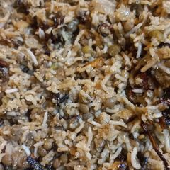 A picture of Mujadara: Lentils and Rice with Crispy Onions.