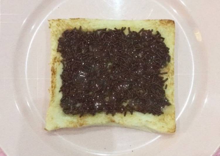 Chocolate Toast (Roti Bakar Coklat)