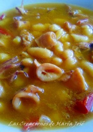 Foto principal de Alubias guisadas con calamares