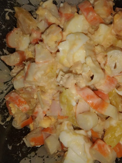 Una foto de Ensalada de palitos de cangrejo