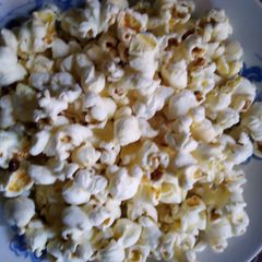 A picture of Popcorns.