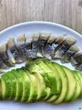 Arenques marinados con aguacate