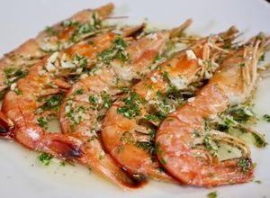 Una foto de Langostinos o gambones al cava