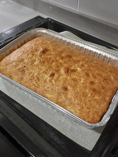 Una foto de Bizcocho de manzana y nueces