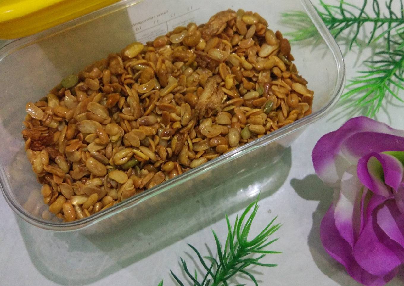 295. Kedelai Goreng