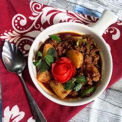 A picture of Keema Aloo.