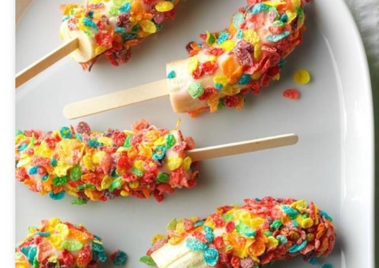 How to Make Award-winning Frozen banana cereal pops