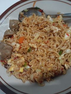 Foto resep Nasi mie goreng mawud