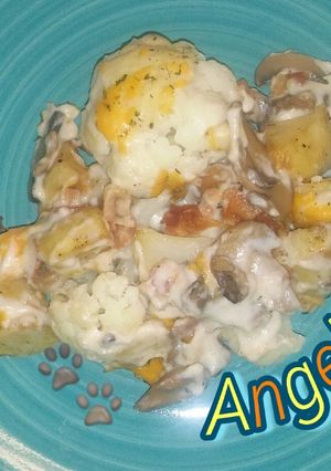 Una foto de Coliflor Horneada a mí Gusto con Salsa Bechamel😋