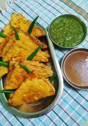 બ્રેડ પકોડા (Bread Pakoda Recipe In Gujarati) રેસીપી મુખ્ય ફોટો