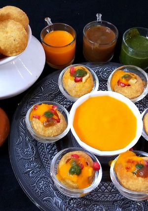 आमरस पानी पूरी (Aamras pani puri recipe in hindi) रेसिपी मुख्य फोटो
