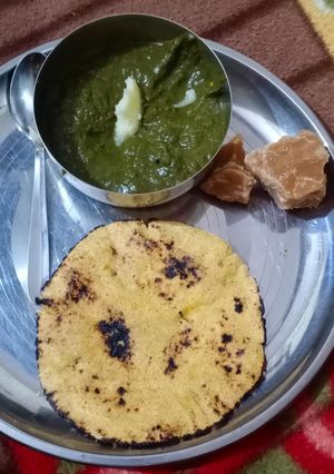 सरसों का साग और मक्की की रोटी (sarson ka saag aur makki ki roti recipe in Hindi) रेसिपी मुख्य फोटो