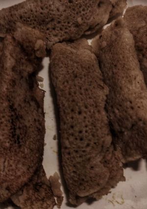 পাটিসাপটা(patishapta pitha recipe in Bengali) রেসিপির প্রধান ছবি