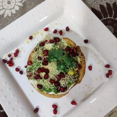 A picture of Katori chaat.