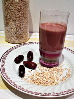 Una foto de Mix de copos de avena con dátiles y cacao puro - vegano