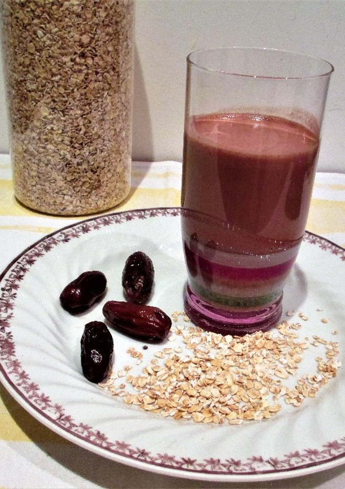Una foto de Mix de copos de avena con dátiles y cacao puro - vegano