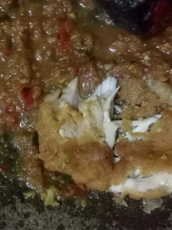 Cara Gampang Membuat Resep Ayam Geprek Krispi Seuhah yang Bisa Manjain Lidah Anti Ribet, Lezat